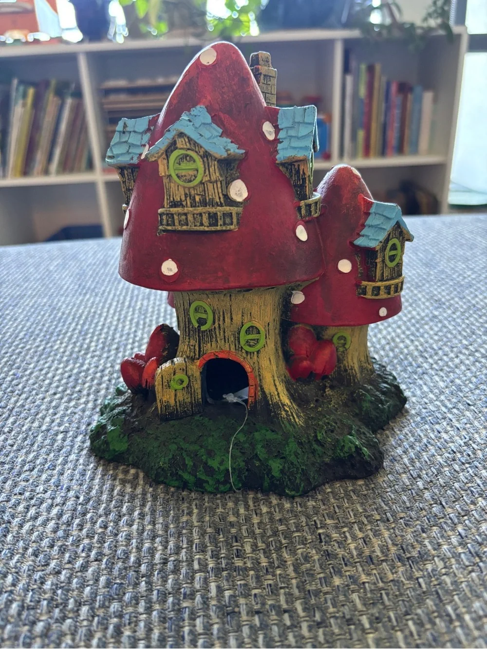 Whimsical Red Mushroom Fairy House Aquarium Décor